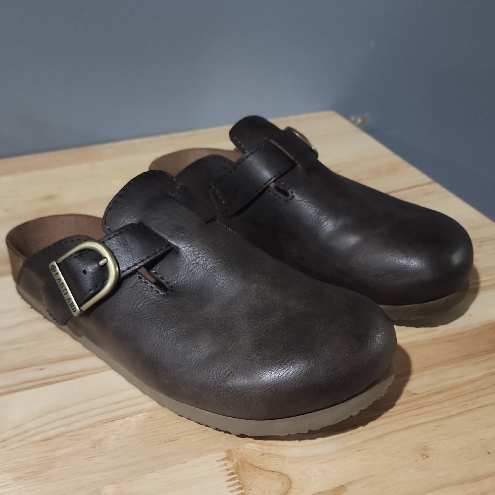 Eastland Brown Womens Gina Clog